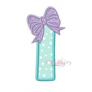 I Bow Applique Design