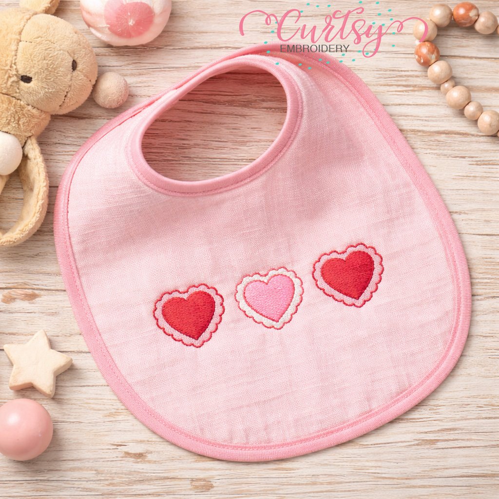 Heart Scalloped Mini Embroidery Design Lifestyle Logo 2