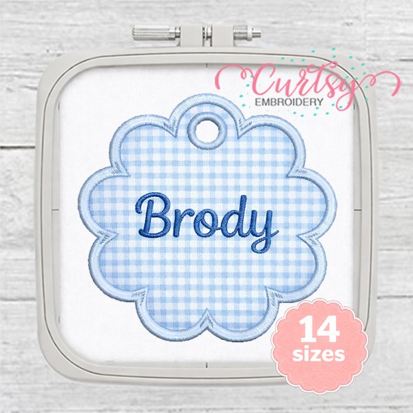 Round Scalloped Tag Applique Design 600