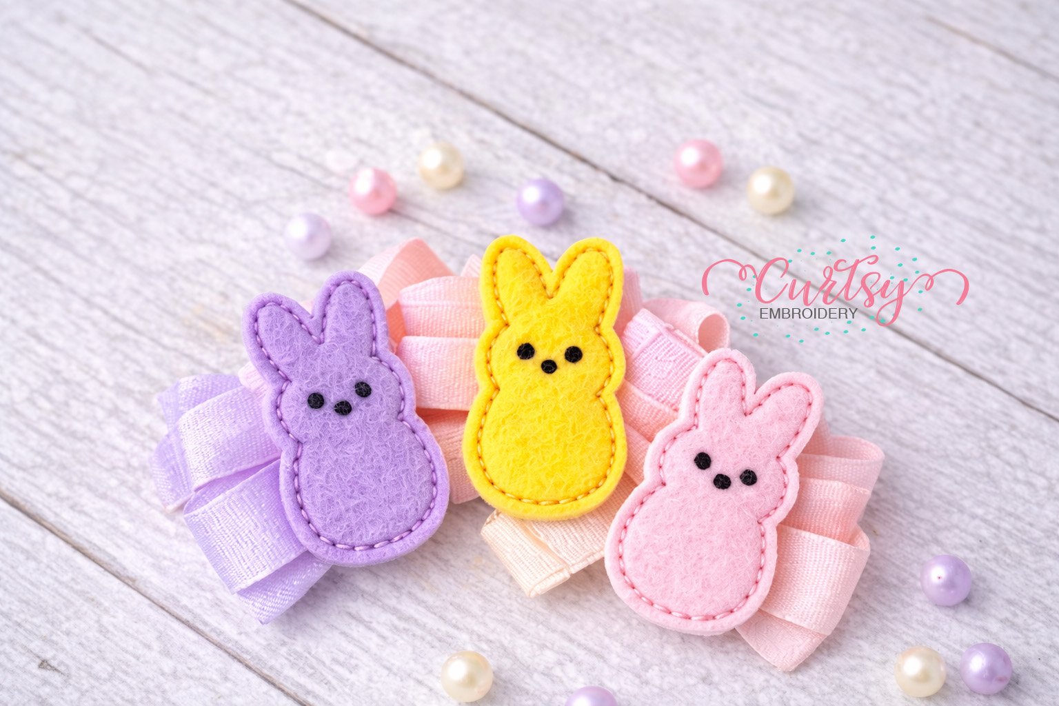 Peep Feltie Embrdoidery Design Logo 1